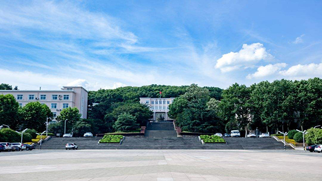 华中农业大学广场